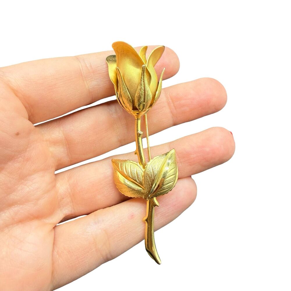Vintage Jewelry Gold Tone Rose brooch rose pin